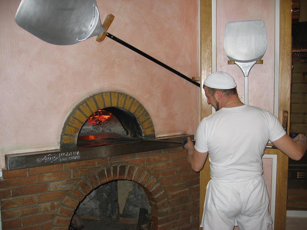 Miramonti B&B cucina&pizza Brentonico Esterno foto