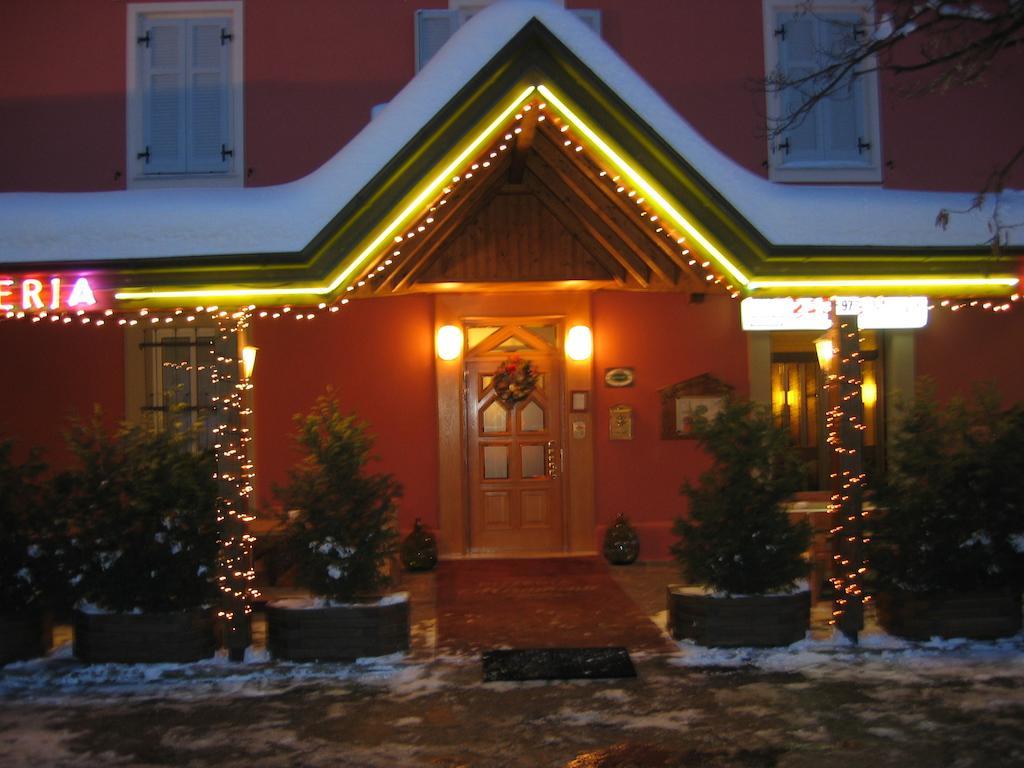 Miramonti B&B cucina&pizza Brentonico Esterno foto